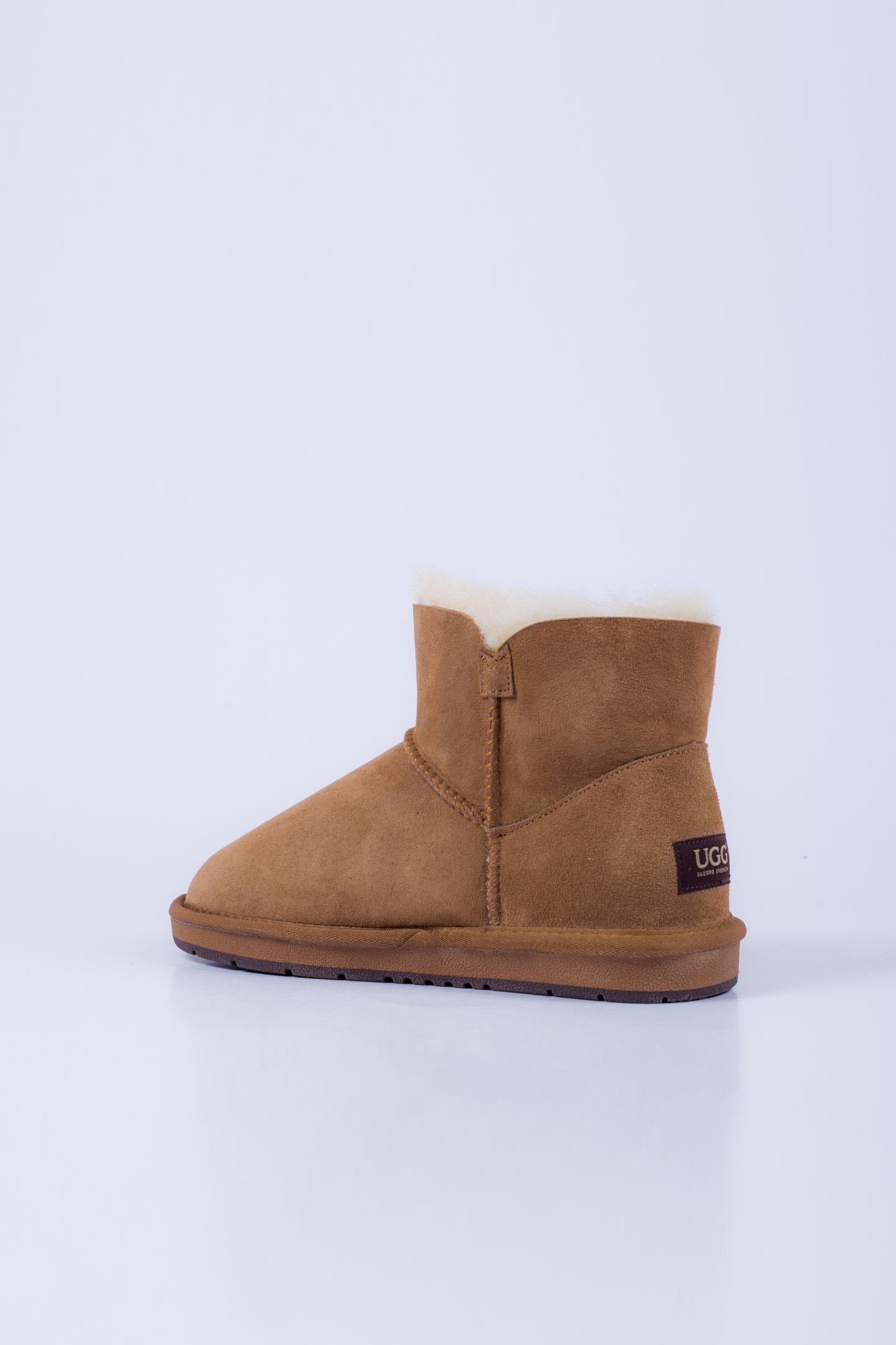 3352 Classic mini Button UGG boots