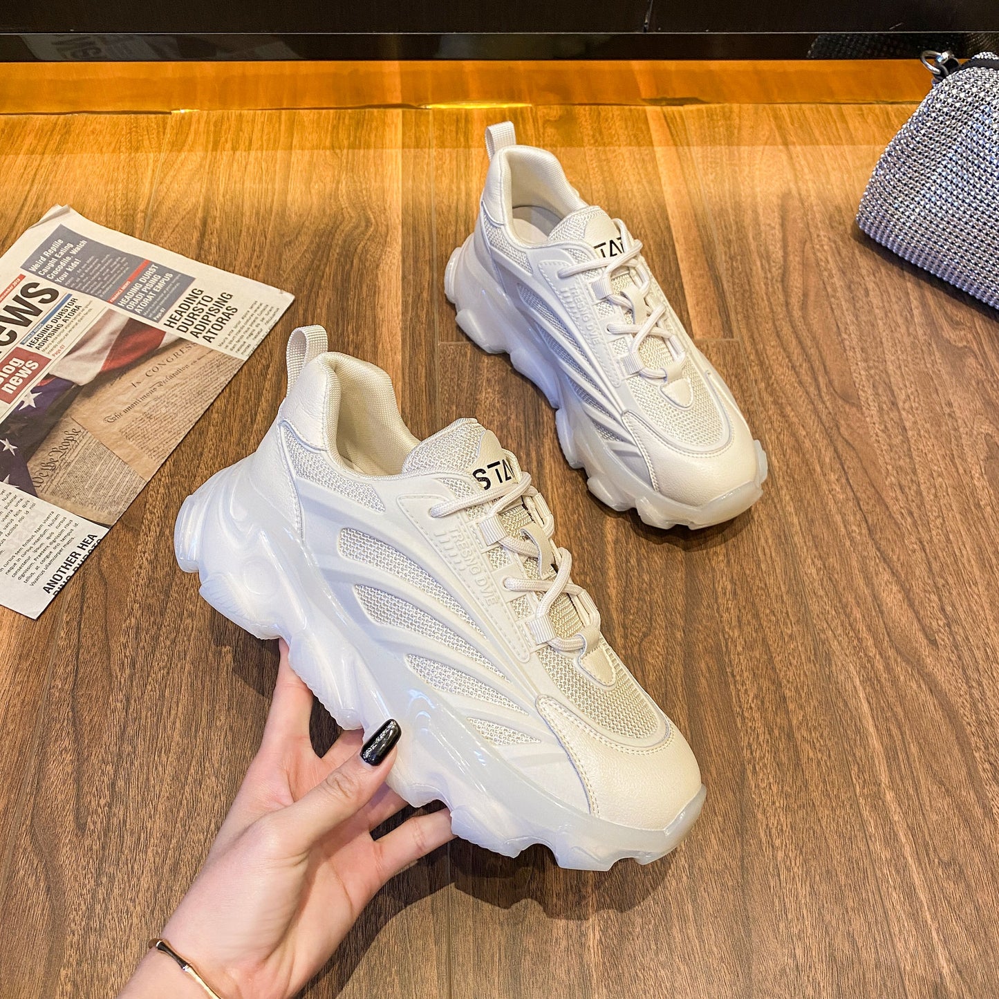 DK1625 BBGJ white leather Snaker shoes